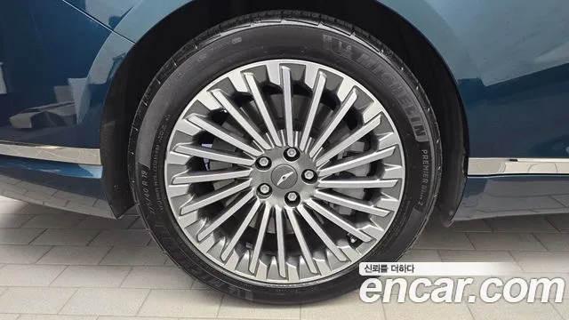 Genesis G80 2022 thumb 5