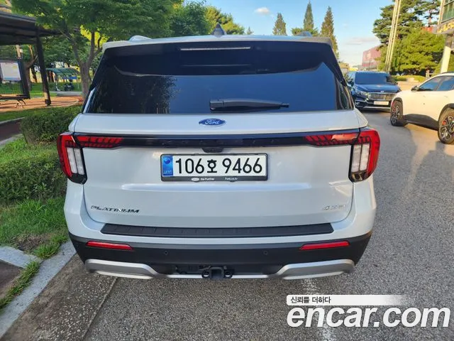 Ford Explorer 2025 thumb 5