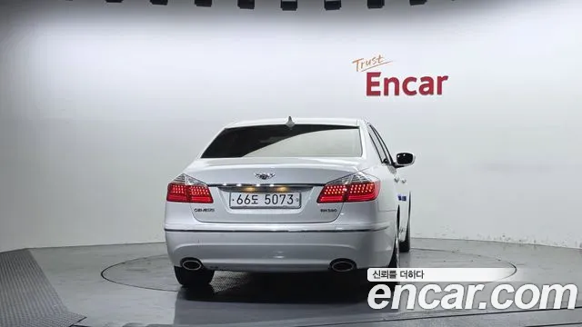 Hyundai Genesis 2010 thumb 4