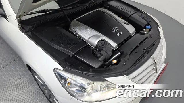 Hyundai Genesis 2010 thumb 6