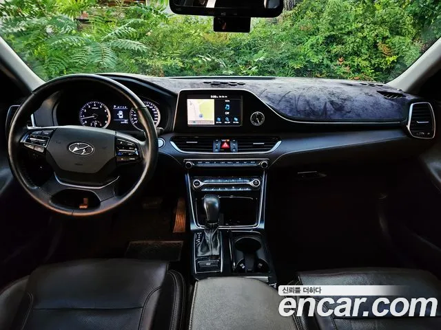 Hyundai Grandeur 2017 thumb 5
