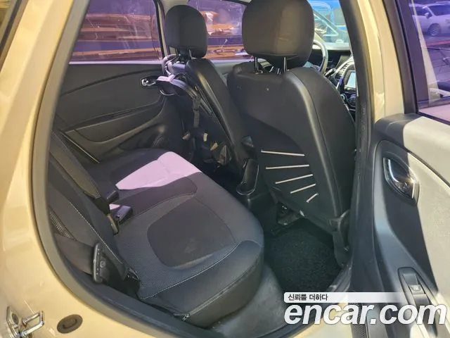 Renault-KoreaSamsung Captur 2015 thumb 6