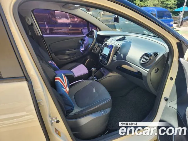 Renault-KoreaSamsung Captur 2015 thumb 7