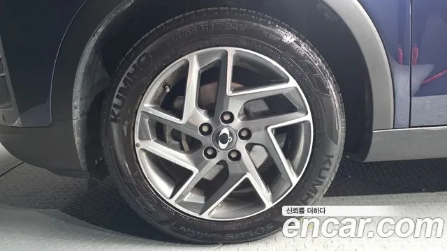 KG_Mobility_Ssangyong TIBOLI 2023 thumb 5