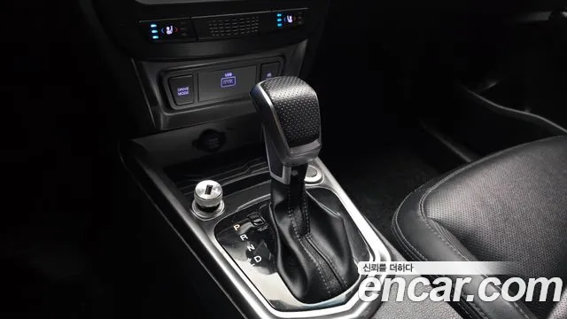 KG_Mobility_Ssangyong TIBOLI 2023 thumb 9