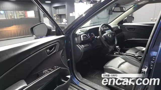 KG_Mobility_Ssangyong TIBOLI 2023 thumb 10
