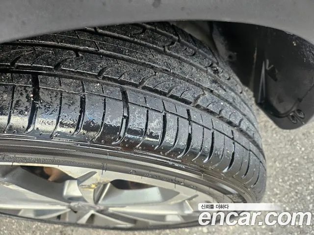 KG_Mobility_Ssangyong TIBOLI 2016 thumb 5