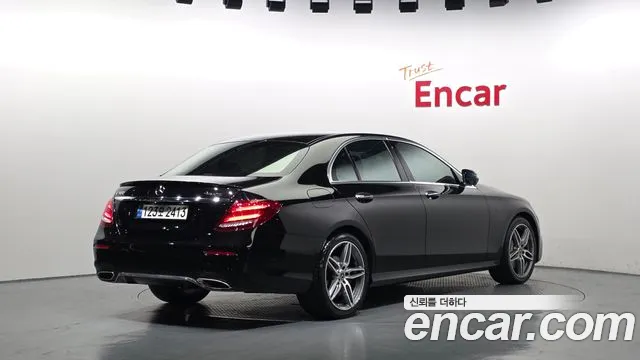 Mercedes-Benz E-Класс 2019 thumb 2