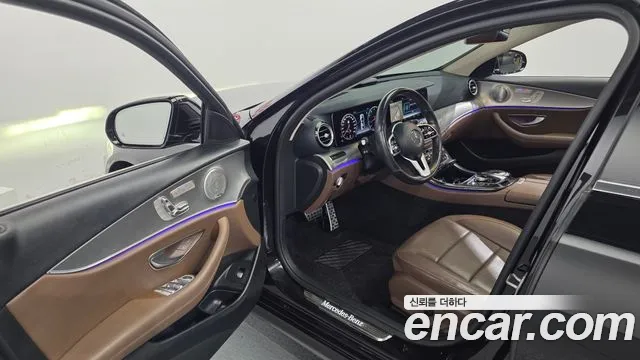 Mercedes-Benz E-Класс 2019 thumb 10