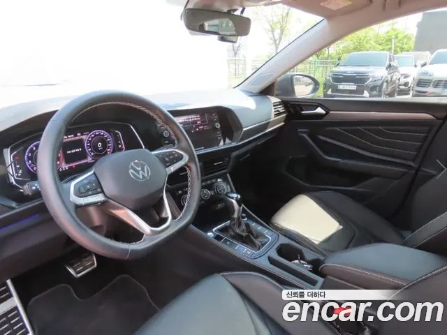 Volkswagen Jetta 2023 thumb 8