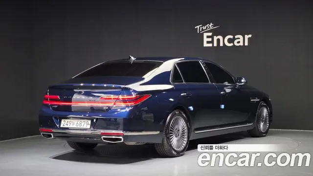 Genesis G90 2019 thumb 2
