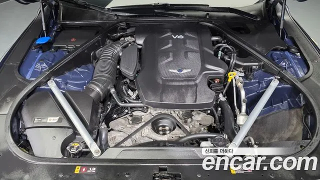 Genesis G90 2019 thumb 6
