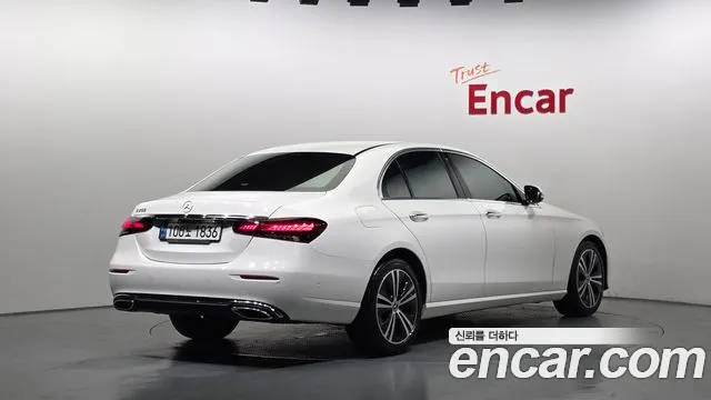 Mercedes-Benz E-Класс 2021 thumb 2
