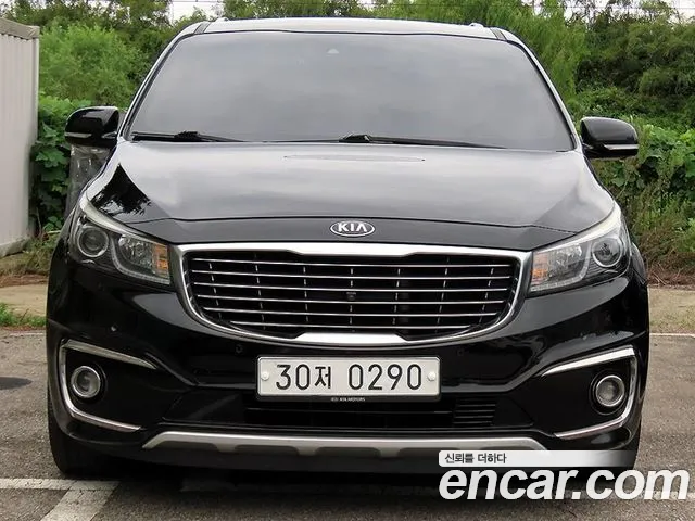 Kia Carnival 2016 thumb 12