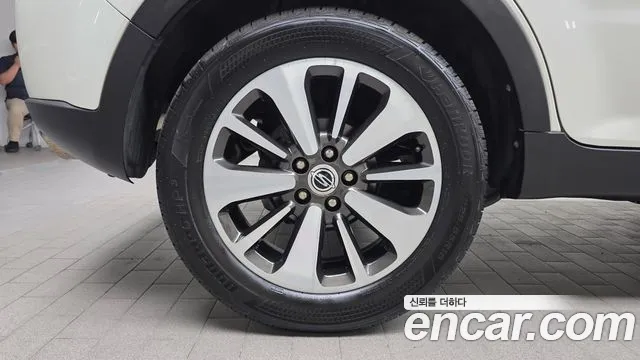 KG_Mobility_Ssangyong KORANDO 2014 thumb 4