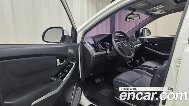 KG_Mobility_Ssangyong KORANDO 2014 thumb 9
