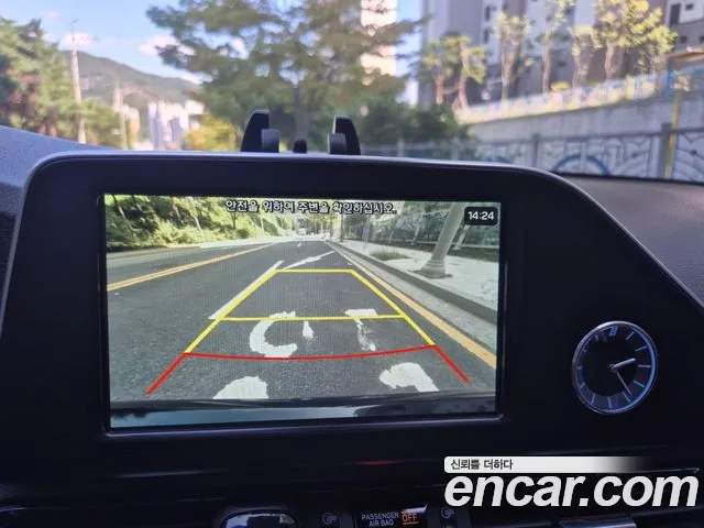 Hyundai Grandeur 2017 thumb 9