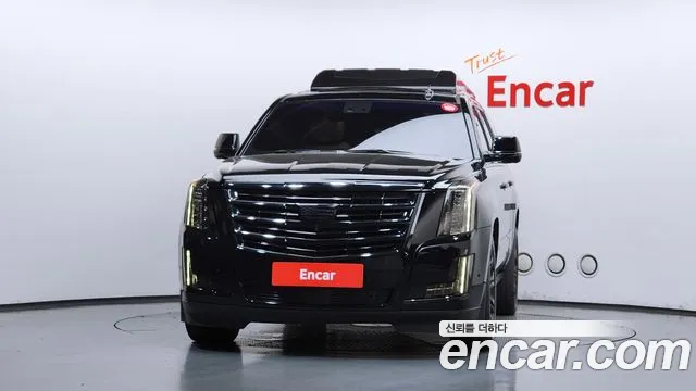 Cadillac Escalade 2018 thumb 3