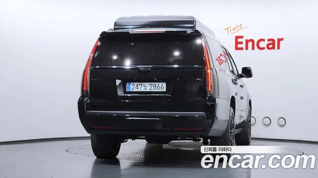 Cadillac Escalade 2018 thumb 4
