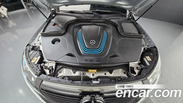 Mercedes-Benz EQC 2020 thumb 5
