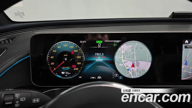 Mercedes-Benz EQC 2020 thumb 7
