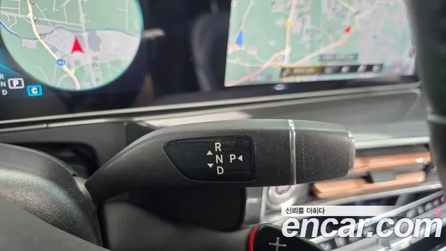 Mercedes-Benz EQC 2020 thumb 8