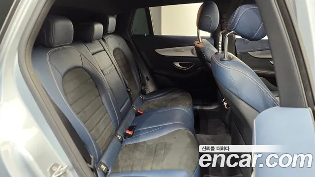 Mercedes-Benz EQC 2020 thumb 10