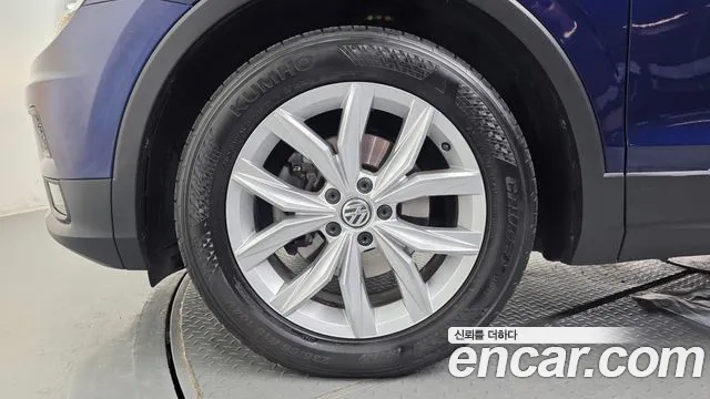 Volkswagen Tiguan 2020 thumb 5