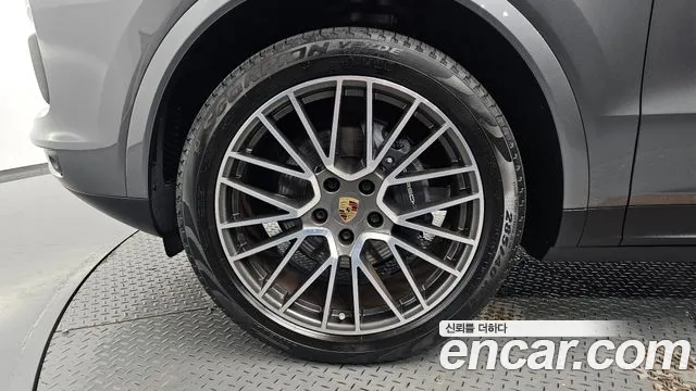 Porsche Cayenne 2020 thumb 4