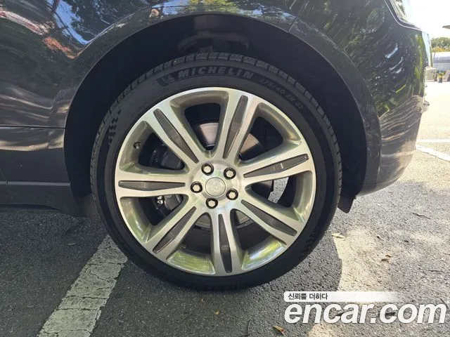 Land Rover Range Rover 2017 thumb 6