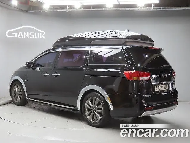 Kia Carnival 2015 thumb 2