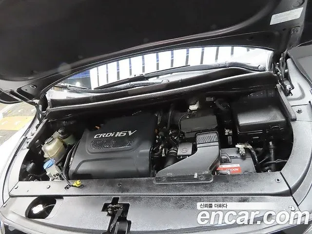 Kia Carnival 2015 thumb 6