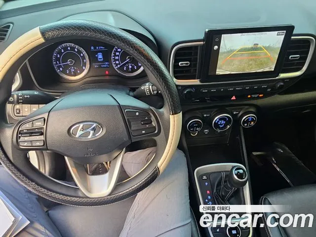 Hyundai Venue 2021 thumb 8