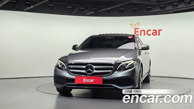 Mercedes-Benz E-Класс 2019 thumb 3