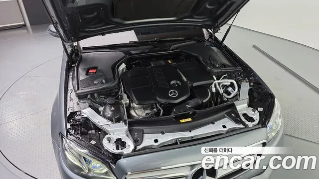 Mercedes-Benz E-Класс 2019 thumb 6