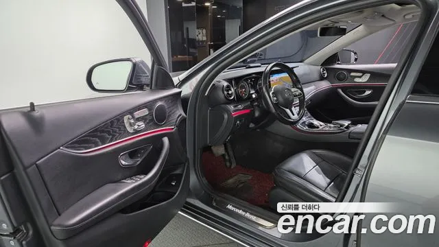 Mercedes-Benz E-Класс 2019 thumb 10