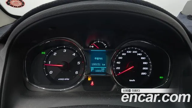 ChevroletGMDaewoo Captiva 2014 thumb 8