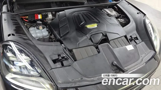 Porsche Cayenne 2021 thumb 5