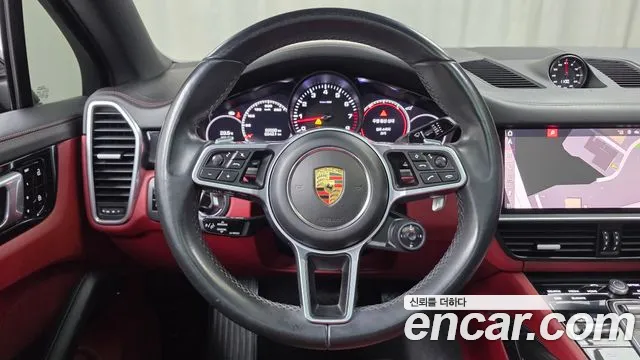 Porsche Cayenne 2021 thumb 12