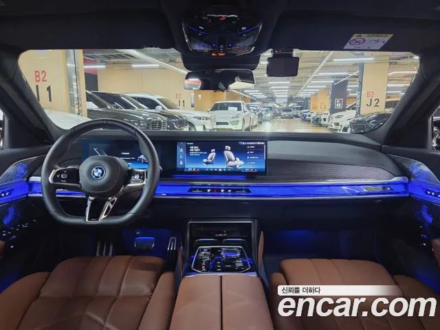 BMW i7 2024 thumb 10