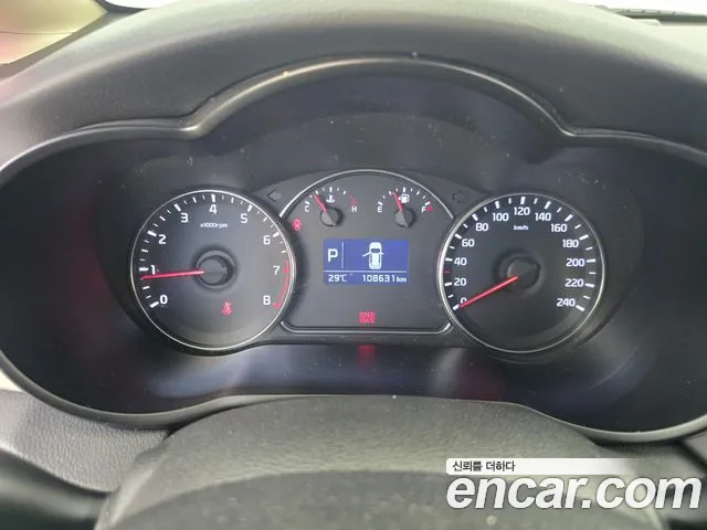 Kia Carens 2014 thumb 5