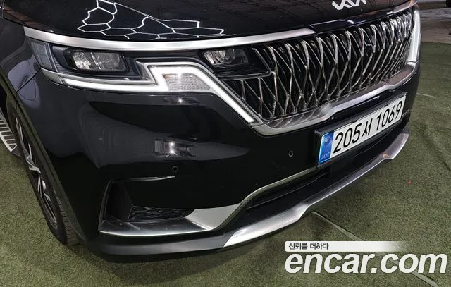 Kia Carnival 2023 thumb 7