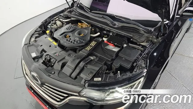 Renault-KoreaSamsung Megane 2016 thumb 6