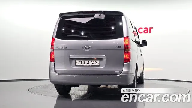 Hyundai Starex 2018 thumb 3