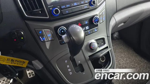 Hyundai Starex 2018 thumb 8