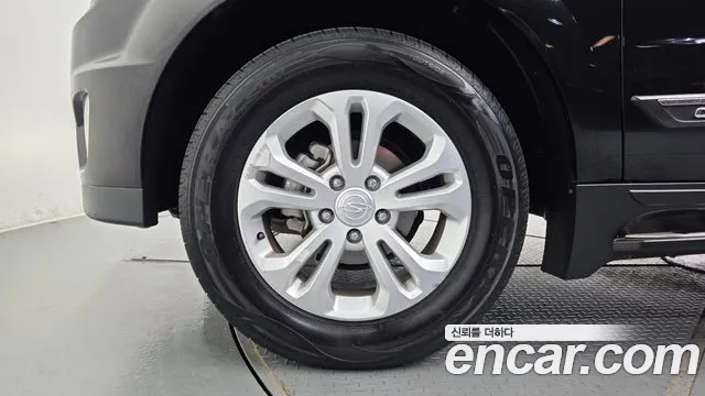 KG_Mobility_Ssangyong KORANDO 2016 thumb 5