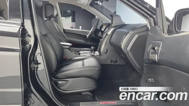 KG_Mobility_Ssangyong KORANDO 2016 thumb 11