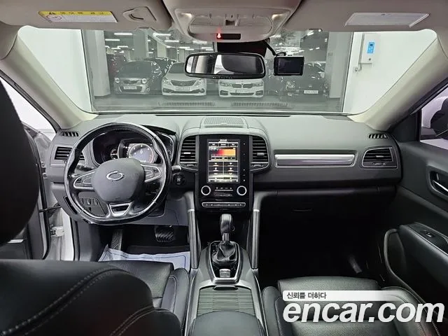Renault-KoreaSamsung Koleos 2017 thumb 7