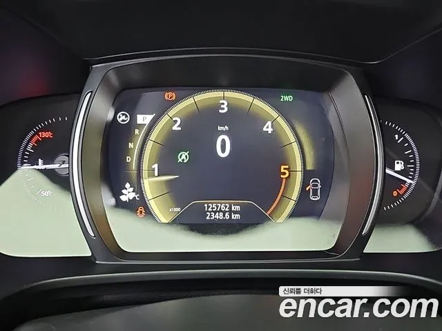 Renault-KoreaSamsung Koleos 2017 thumb 8