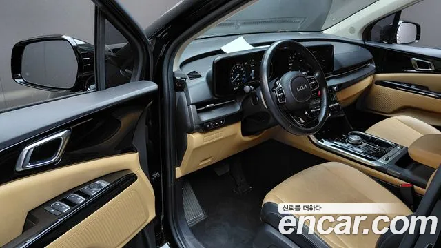 Kia Carnival 2021 thumb 10